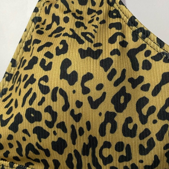 SHEIN Bikini Top - Picture 4 of 4